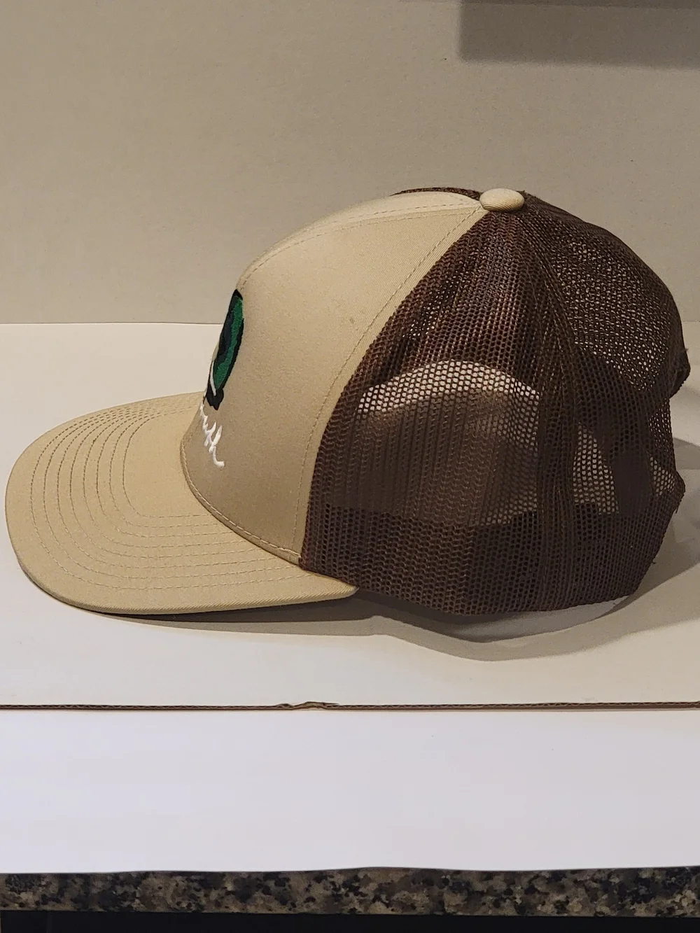 Pacific Headwear Men’s Trucker Hat Mesh Back Snapback Beige Brown One Size